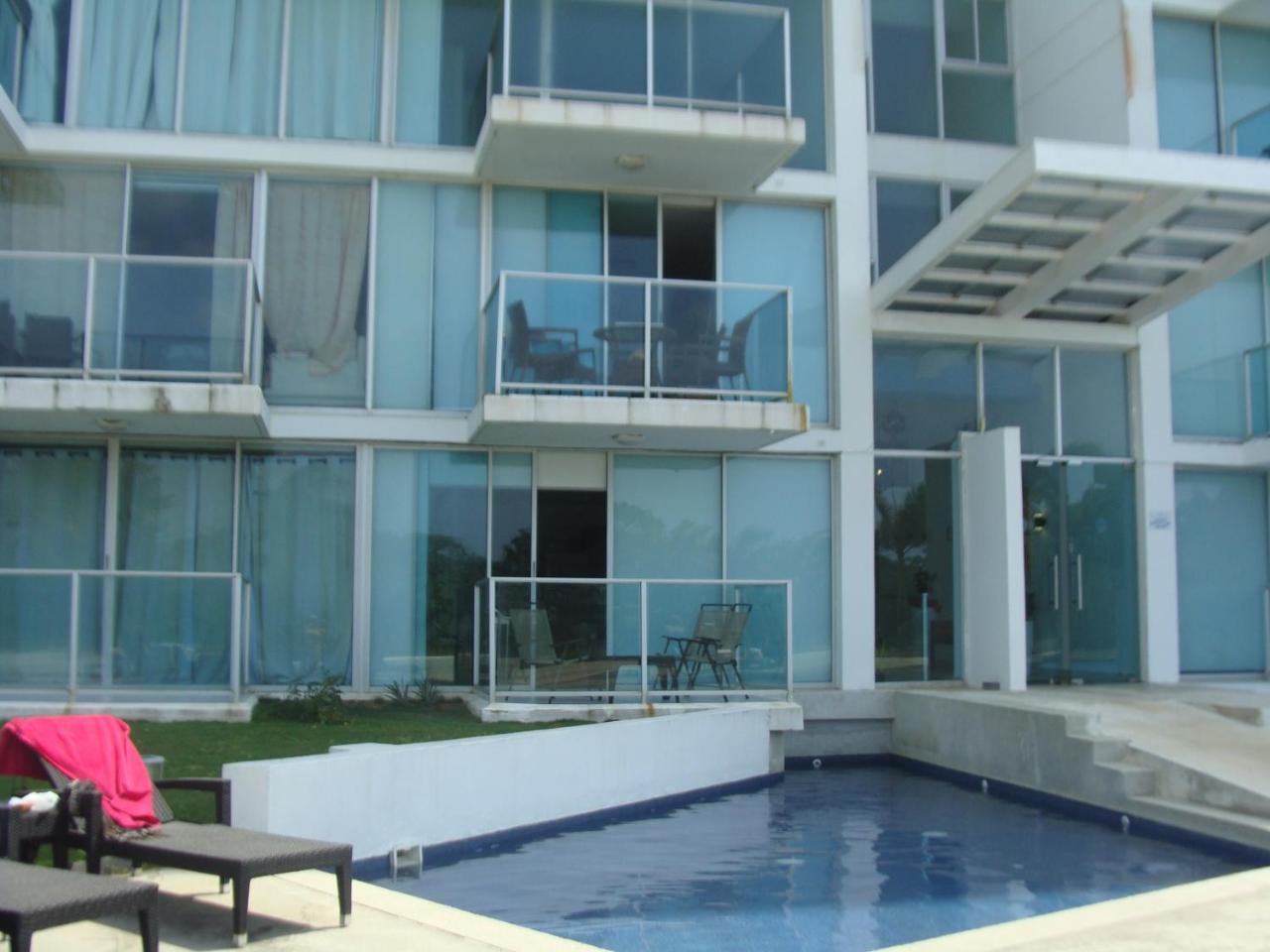 Apartamento En Balabeach Maria Chiquita In Front Of The Beach 2Hab Colon Esterno foto