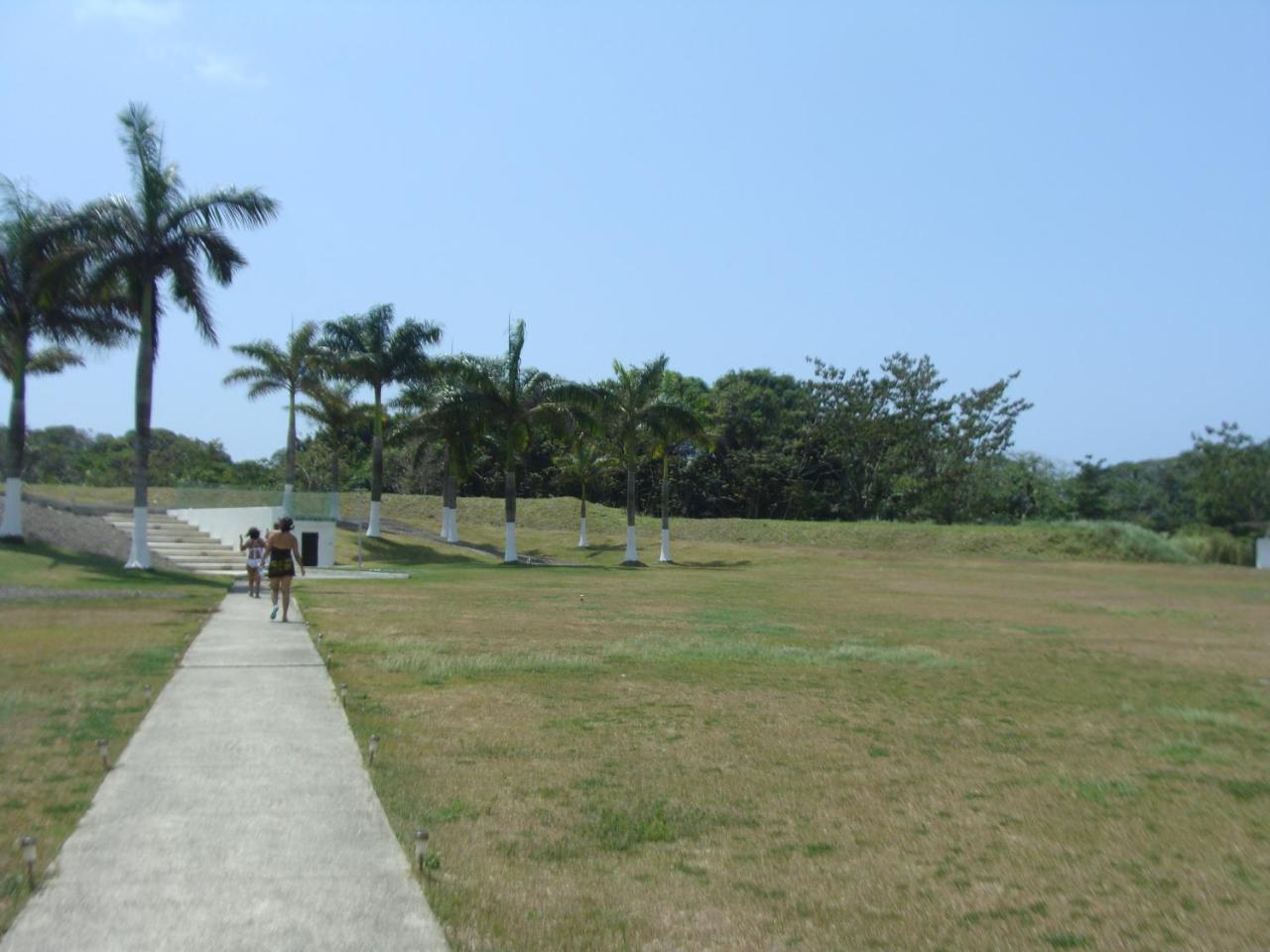 Apartamento En Balabeach Maria Chiquita In Front Of The Beach 2Hab Colon Esterno foto