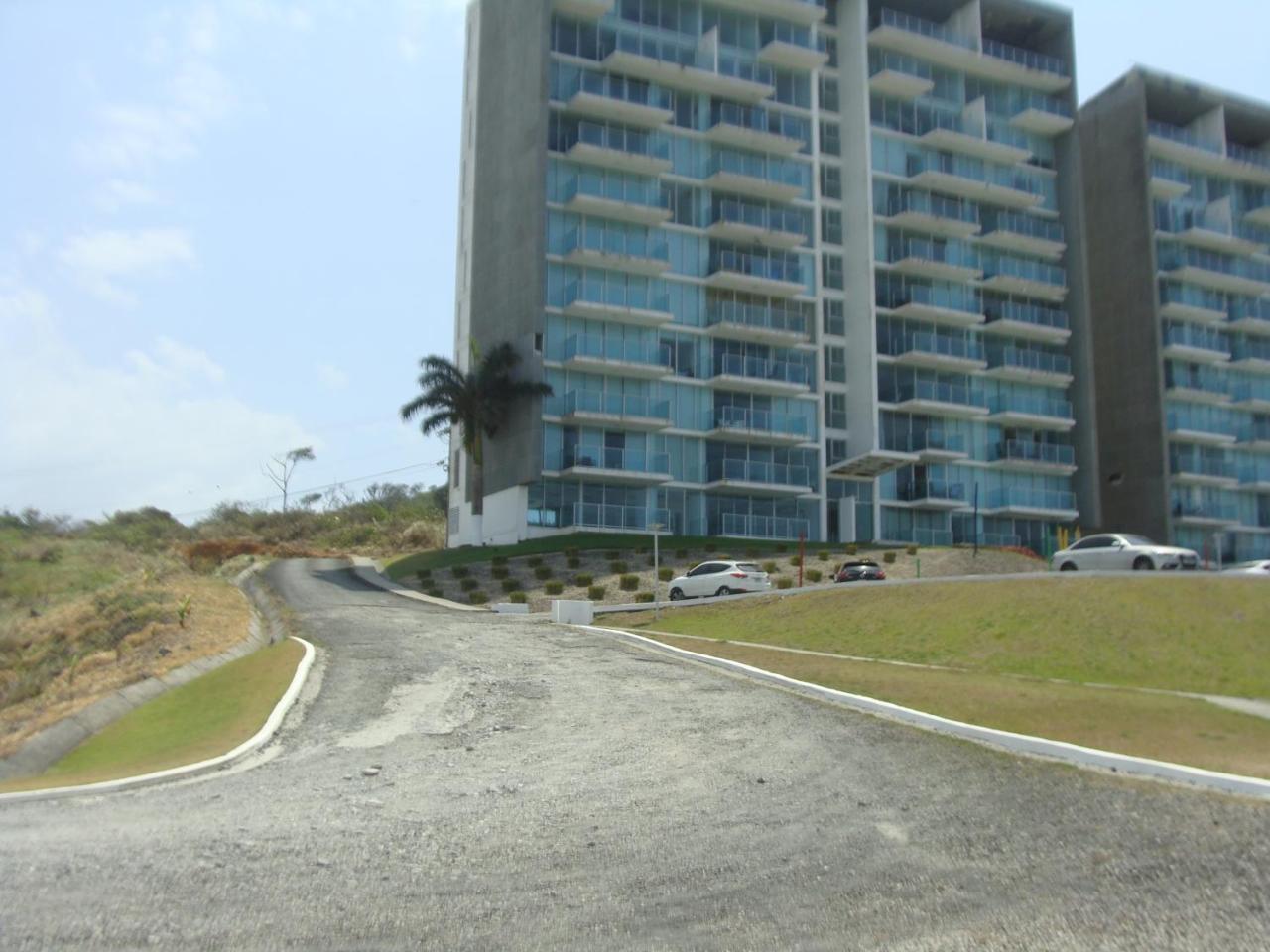 Apartamento En Balabeach Maria Chiquita In Front Of The Beach 2Hab Colon Esterno foto