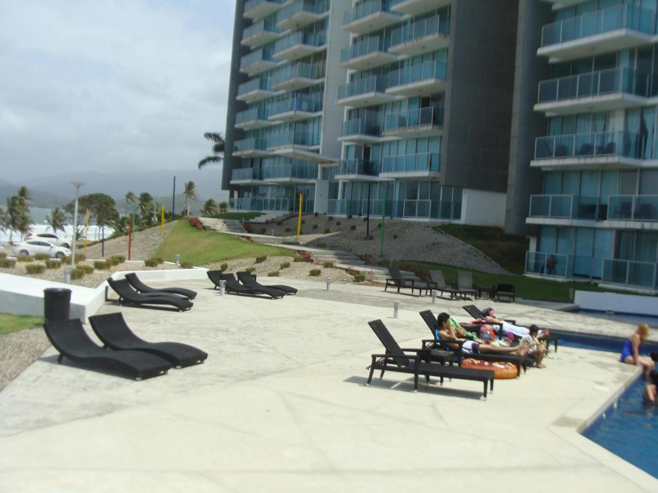 Apartamento En Balabeach Maria Chiquita In Front Of The Beach 2Hab Colon Esterno foto